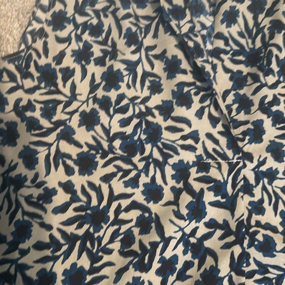 Loft Dress - Picture 5 of 5